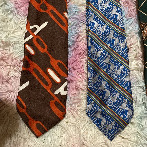 4/$10 Lot of 10 Vintage 90s and Y2K Neckties Men's Multicolor Ties Bundle - Picture 5 of 6